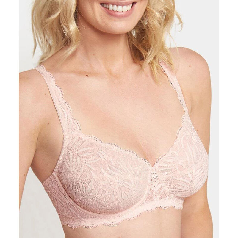 Triumph Essential Lace Balconette image number 1